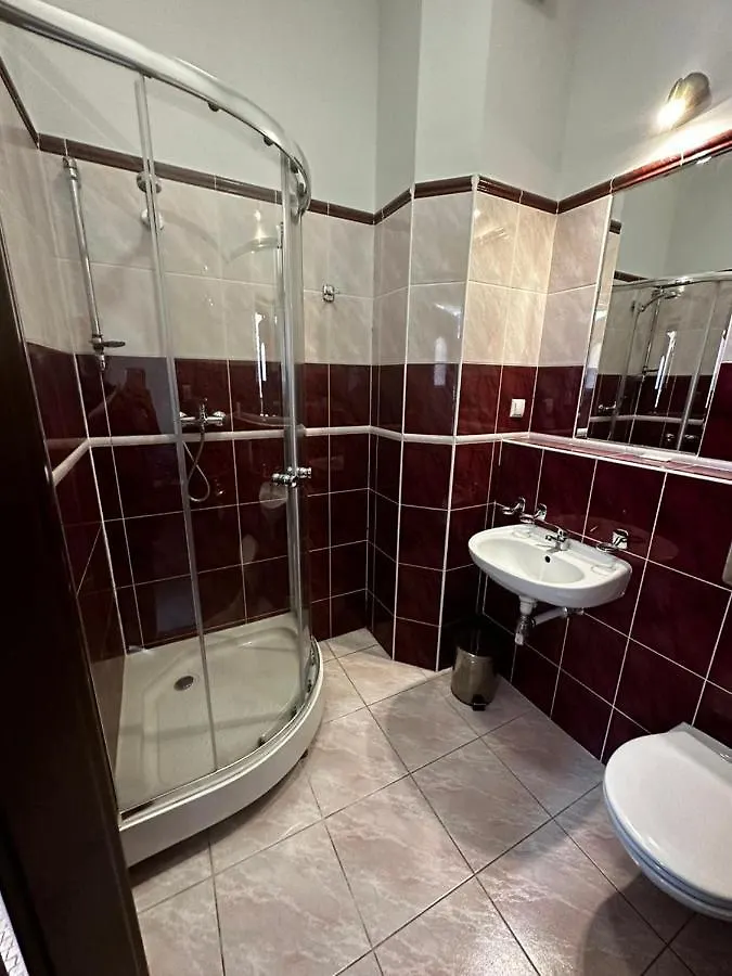 Hostel Bialoleka Premium - Free Parking & Wifi Warszawa 0*,